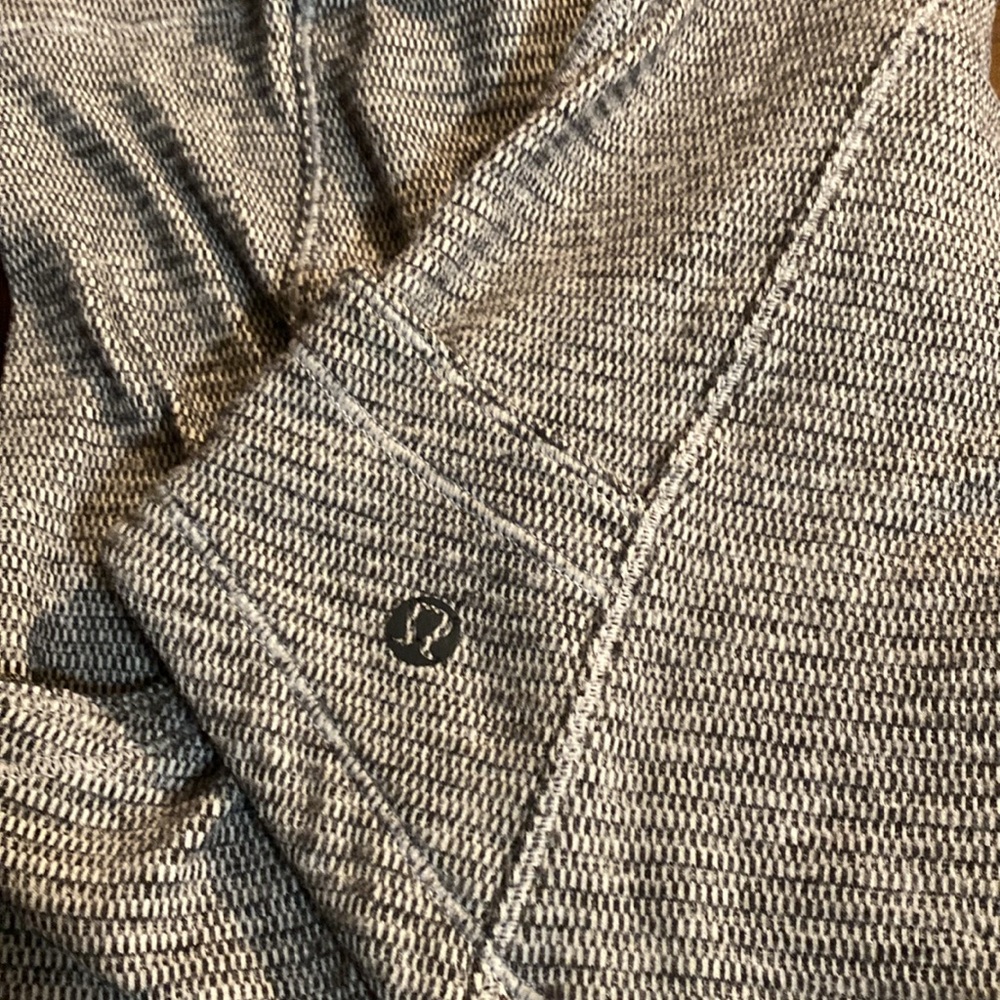 NEW LULULEMON ATHLETIC 1/2 ZIP RUNNING JACKET🌹 - Picture 12 of 16